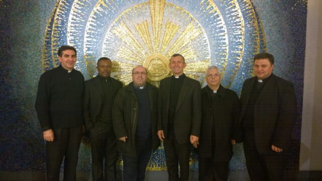 Consiglio Generale dei Vocazionisti 2012-2018 SDV General Council (January 18, 2014)
don Giovanni Mammana, new secretary general, third from left
consiglio generale 18 gennaio 2014
don Giovanni Mammana, nuovo segretario generale, terzo da sinistra