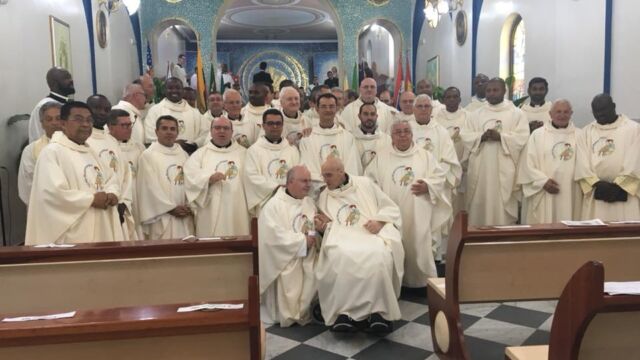 Foto di gruppo dei 41 partecipanti al XV Capitolo Generale dei Vocazionisti (28 Agosto 2018).