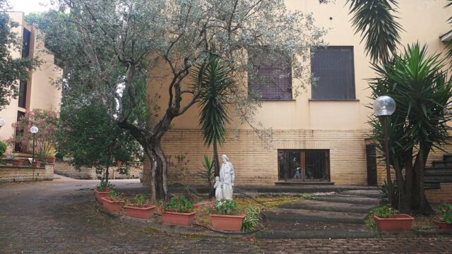 Curia Generalizia dei Vocazionisti, Viale Cortina d'Ampezzo, 140 - Roma