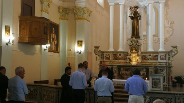 Agosto 2019 - Ingresso in Noviziato - Provincia Italiana - Don Claudio De Caro, SDV, Direttore Provinciale, accoglie 4 giovani nel noviziato della provincia.