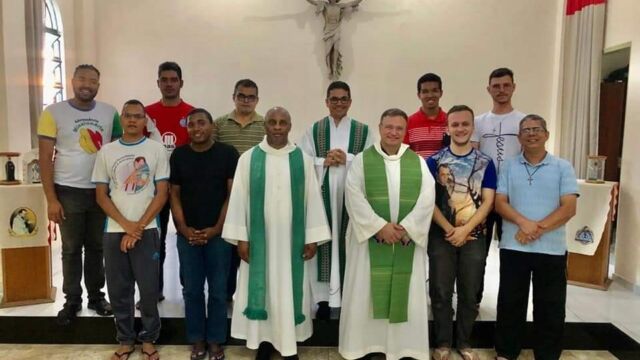 Novembro 2019. Visita dos Conselheiros para Formaçao e das Missões ao Vocacionário Divino Mestre, Rio de Janeiro-RJ (Brasil).
Novembre 2019. Visita dei Consiglieri per la Formazione e Missioni presso il Vocazionario "Divino Mestre", Rio de Janeiro-RJ (Brasile).
November 2019. Visit of Councilors for Formation and Missions to the Vocationary "Divino Mestre" , Rio de Janeiro-RJ (Brazil).