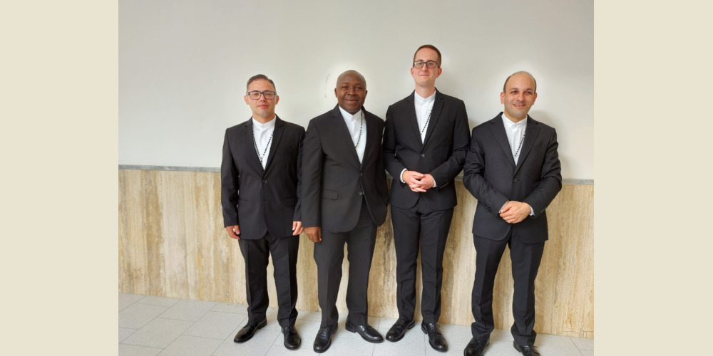 Prima professione. Quattro novelli professi dei Vocazionisti in Italia, da sinistra Salvatore Grazioso, Guy Etoundi, Filippo Nargi e Vincenzo Cacosso. Altavilla Silentina (SA), 5 Settembre 2020