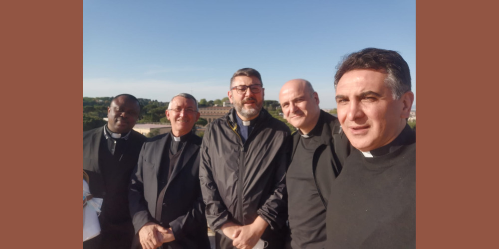 28 Aprile 2022 - festeggiamenti per il 25mo ordinazione sacerdotale del religioso vocazionista don Vittorio Zeccone, padre spirituale al collegio Urbano di Roma