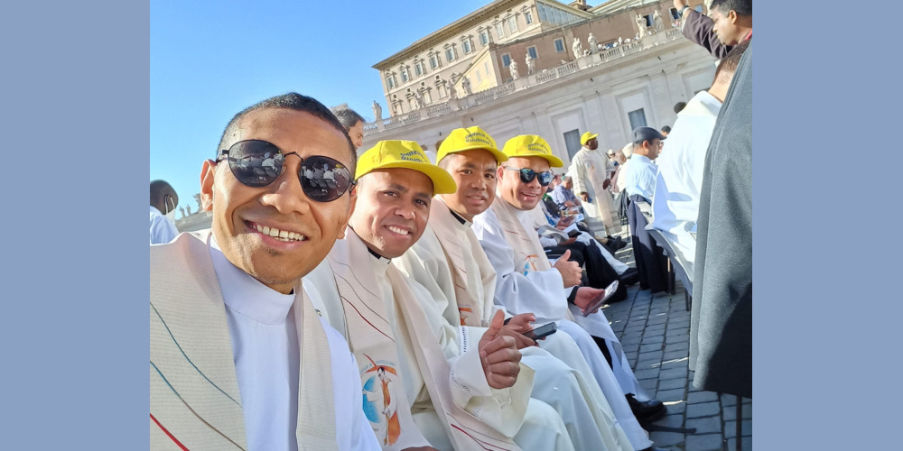 15 Maggio 2022 Canonizzazione di San Giustino Russolillo, PIazza San Pietro in Vaticano. Padri Vocazionisti indonesiani